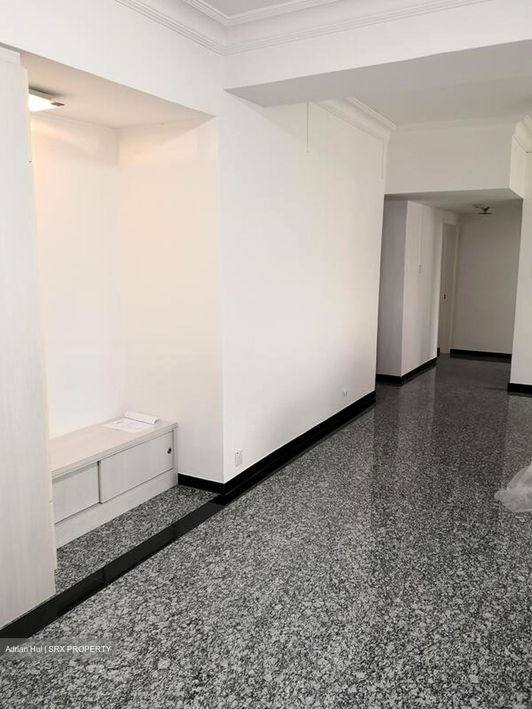 International Plaza (D2), Apartment #502403461